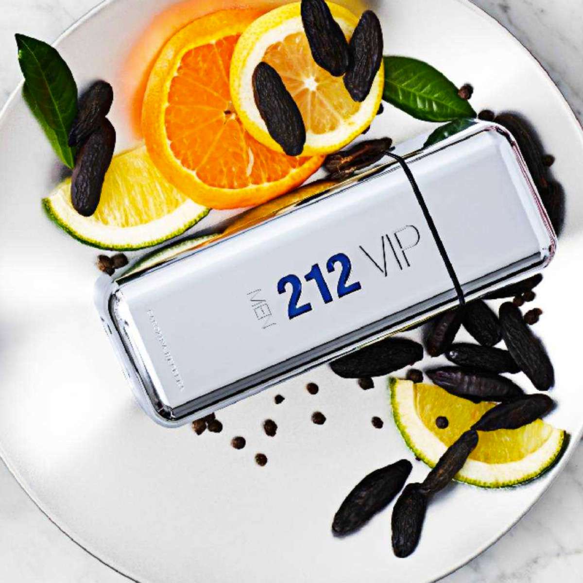 Carolina Herrera 212 Vip Men Edt 100Ml - Image 4