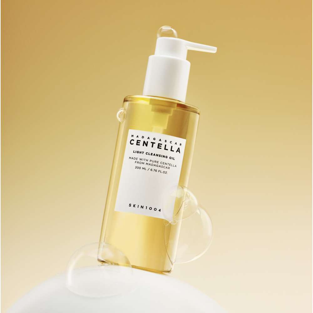 SKIN1004 Madagascar Centella Light Cleansing Oil 200 ml - Image 3