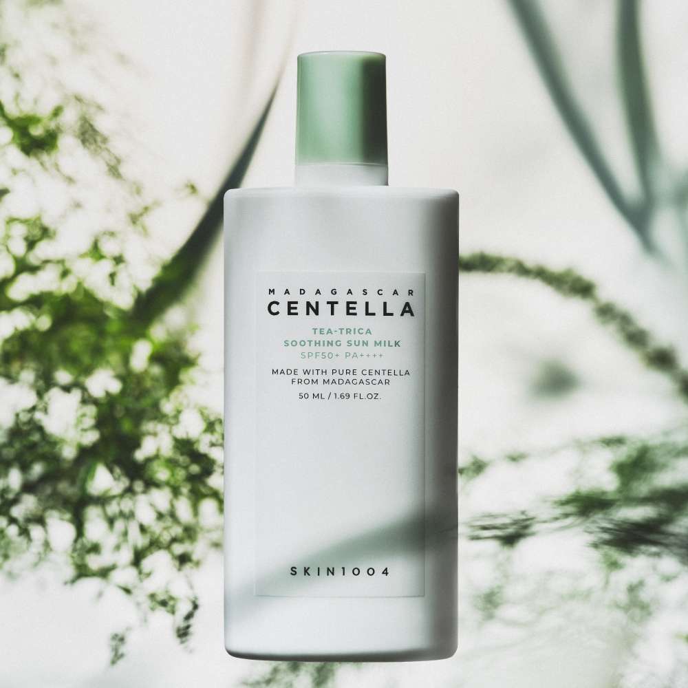 SKIN1004 Madagascar Centella Tea-Trica Soothing Sun Milk SPF50+ PA++++ Protector Solar X 50Ml - Image 3